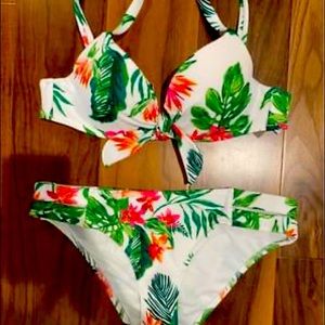Women’s floral bikini, size small, never worn